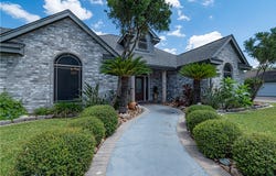 1825 Clarice Avenue, Alice, TX 78332