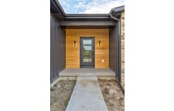 8681 Bosque Drive SE, Caledonia, MI 49316