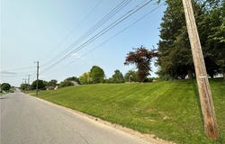 Creed Circle, Campbell, OH 44405