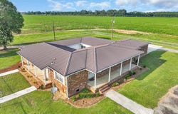 447 GIBBS RD, Moultrie, GA 31788