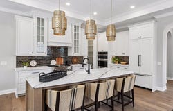 264 Wayzata Boulevard E, Wayzata, MN 55391
