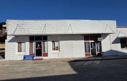 208,210 S Jefferson St, Nashville, GA 31639