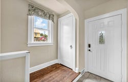 616 Rossmore Ave, Brookline, PA 15226
