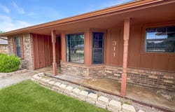 311 Bois D' Arc, Borger, TX 79007