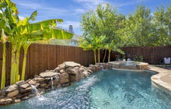 956 Water Oak Drive, Grapevine, TX 76051