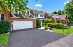 4706 PINEHURST Circle, CENTER VALLEY, PA 18034
