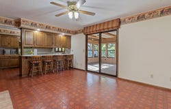 4649 Hillsboro Avenue N, New Hope, MN 55428