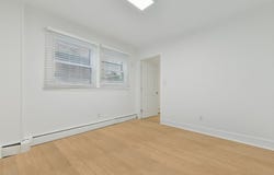 144 Salem St, Boston, MA 02113