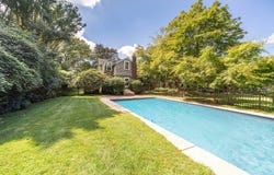28 PUDDING HILL LN, East Hampton, NY 11937