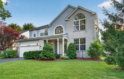 1913 Windstone Drive, Plainfield, IL 60586