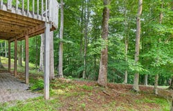 1110 Cherokee Rd, Byrdstown, TN 38549
