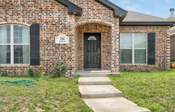 1504 Fox Hunt Avenue, Amarillo, TX 79108-4326