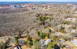 912 Old Taylor Rd, OXFORD, MS 38655