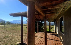 178 Abregadero Rd, Cerro, NM 87519