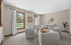 7 West View Acres NE, IowaCity, IA 52240