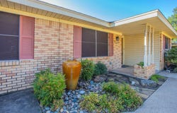 5406 Hawthorne Drive, Waco, TX 76710