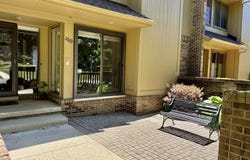 1669 S Hill Boulevard, Bloomfield Hills, MI 48304