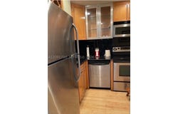 800 West Ave, Miami Beach, FL 33139