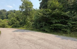Graff Lane, Charleston, WV 25304