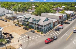 76 Market St, Apalachicola, FL 32320