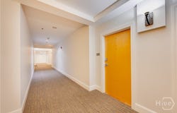 122 W Broughton Street, Savannah, GA 31401