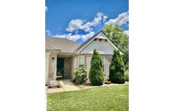 1004 Wild Ivy Trail, Franklin, IN 46131