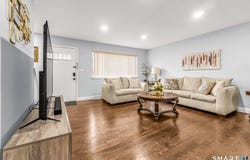 40 Orangewood W, Derby, CT 06418