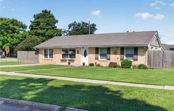 56 PATTERSON Drive, Chalmette, LA 70043