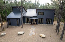 149 Bear Pine Trail, Broken Bow, OK 74728