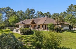 225 McGregor Drive, Brookeland, TX 75931
