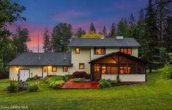 290 Syringa Heights Rd, Sandpoint, ID 83864