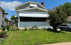 402 E Marietta St. Manor, Woodsfield, OH 43793