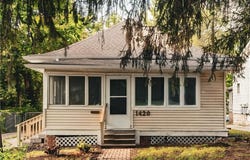 1420 W Walnut Avenue, Independence, MO 64050