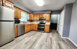 2559 Dorvin Drive, Jackson, MI 49201