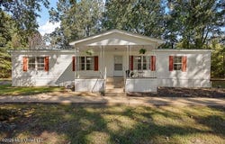 1031 Old Hillsboro Road, Forest, MS 39074