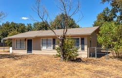 1506 Circle Dr, Round Rock, TX 78664