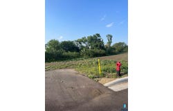 W 5th St, Freeman, SD 57029