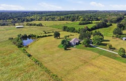 2374 State Highway Dd, Marshfield, MO 65706