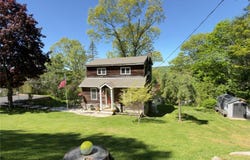 21 Birch Drive, Mahopac, NY 10541