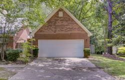 6003 Queens Point, Vicksburg, MS 39180