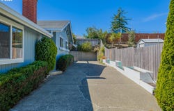 454 MERRILL St, CoosBay, OR 97420