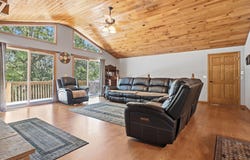 4327 S 165th Road, Bolivar, MO 65613