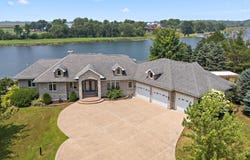 8726 E Goodfarm Road, Gardner, IL 60424