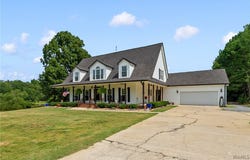 16033 Dixie Drive, Cottondale, AL 35453
