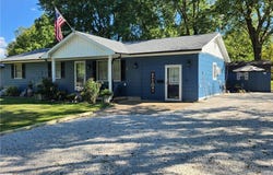 210 Jim Street, Eldon, MO 65026