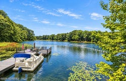 10C Edgemere Drive, Matawan, NJ 07747