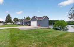 7070 Donegal Drive, Onsted, MI 49265