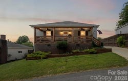 13 1st Street, Cramerton, NC 28032