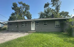 15404 Maple Lane, Markham, IL 60428
