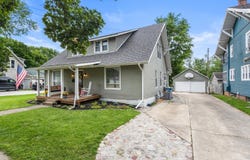207 E Main Street, Monticello, IL 61856
